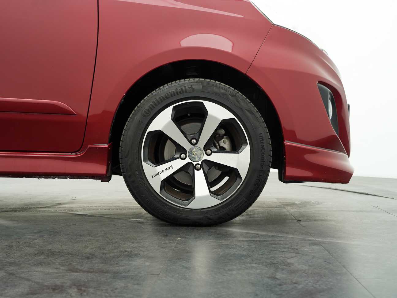 used 2015 Perodua Alza Advance 1.5