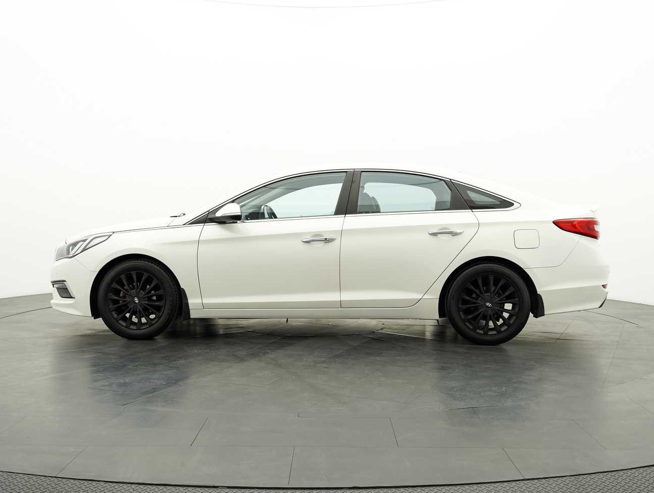 terpakai 2015 Hyundai Sonata Elegance 2.0