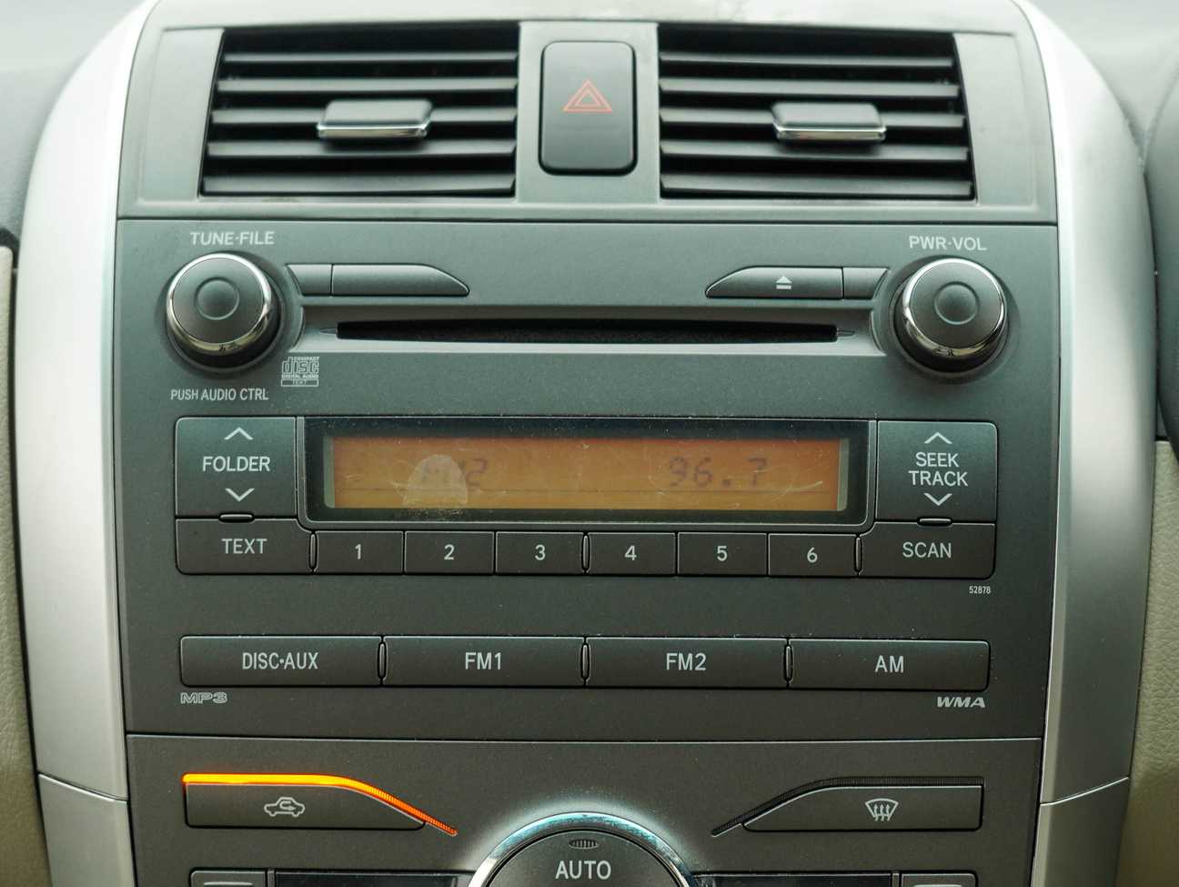 used 2011 Toyota Corolla Altis G 1.8