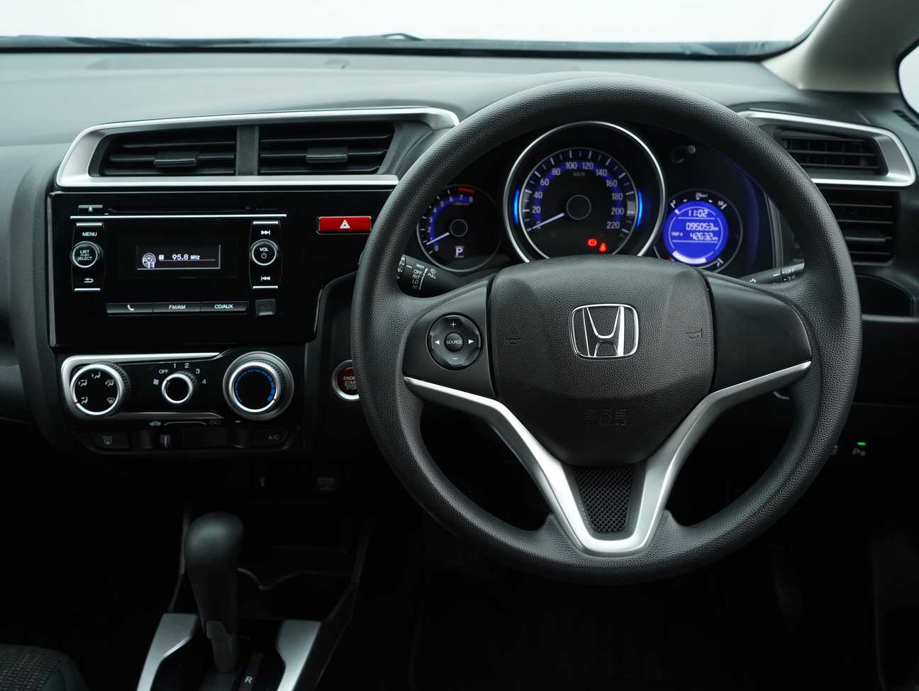 used 2014 Honda Jazz E 1.5