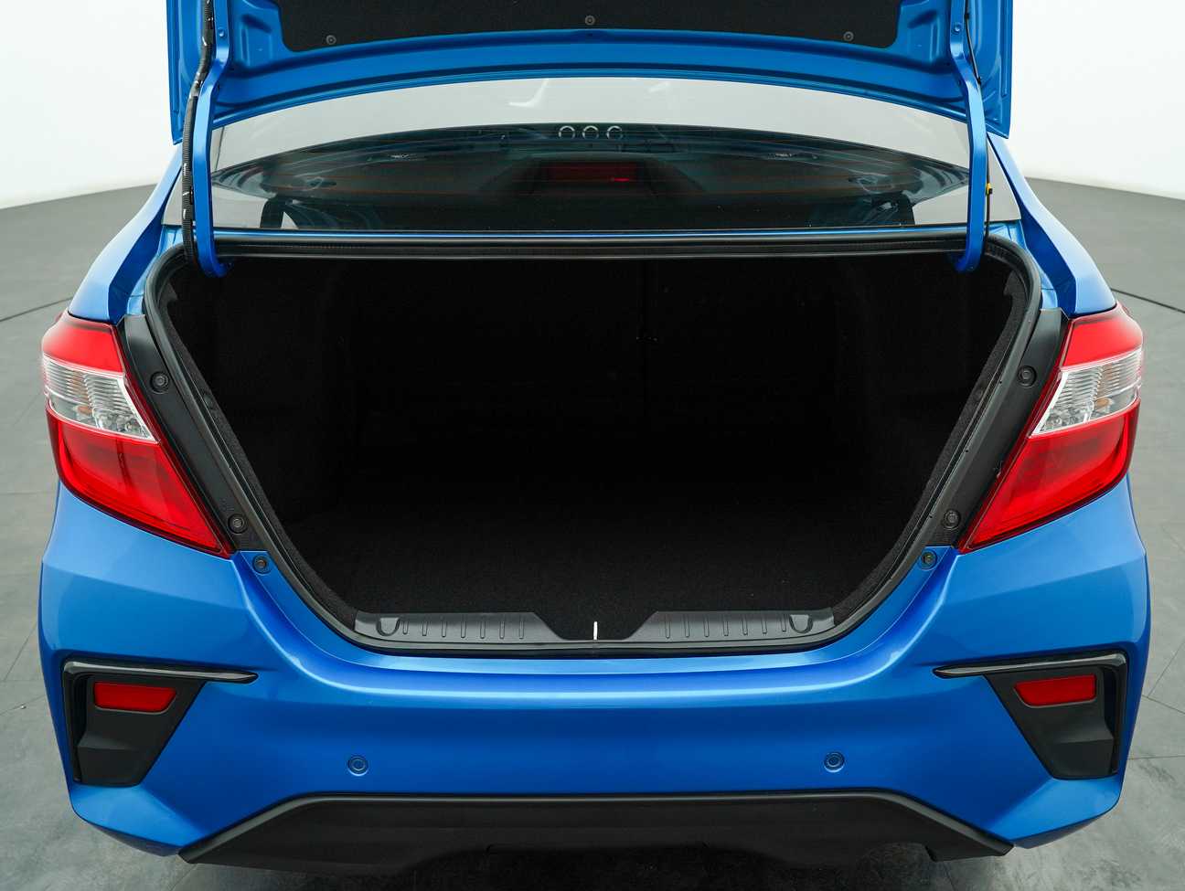 terpakai 2024 Perodua Bezza Advance 1.3