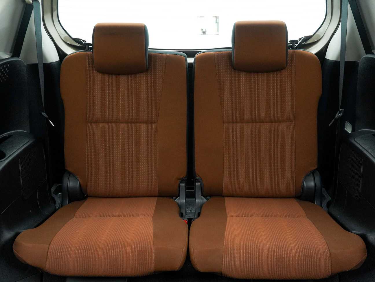 terpakai 2016 Toyota Sienta V 1.5