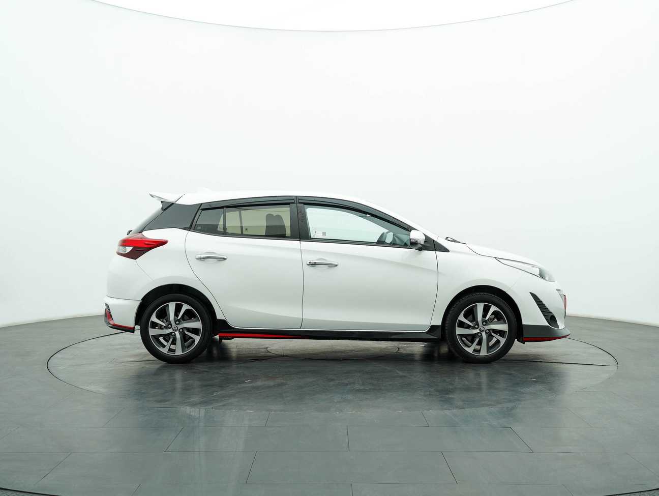 terpakai 2020 Toyota Yaris G 1.5