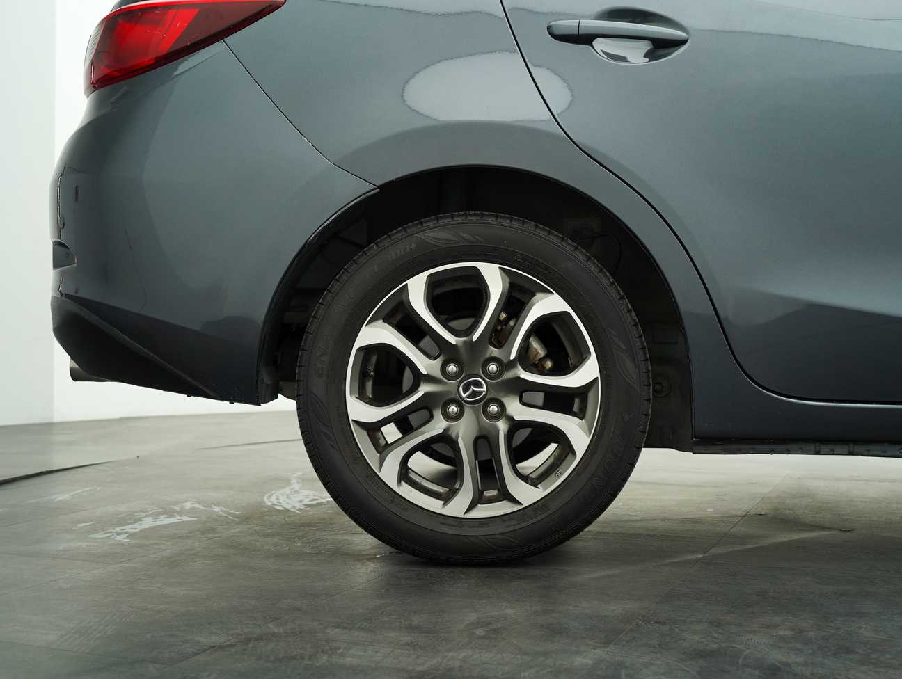 terpakai 2016 Mazda 2 SKYACTIV-G 1.5