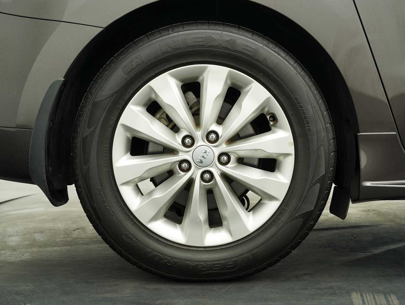 used 2017 Kia Grand Carnival CRDi 2.2