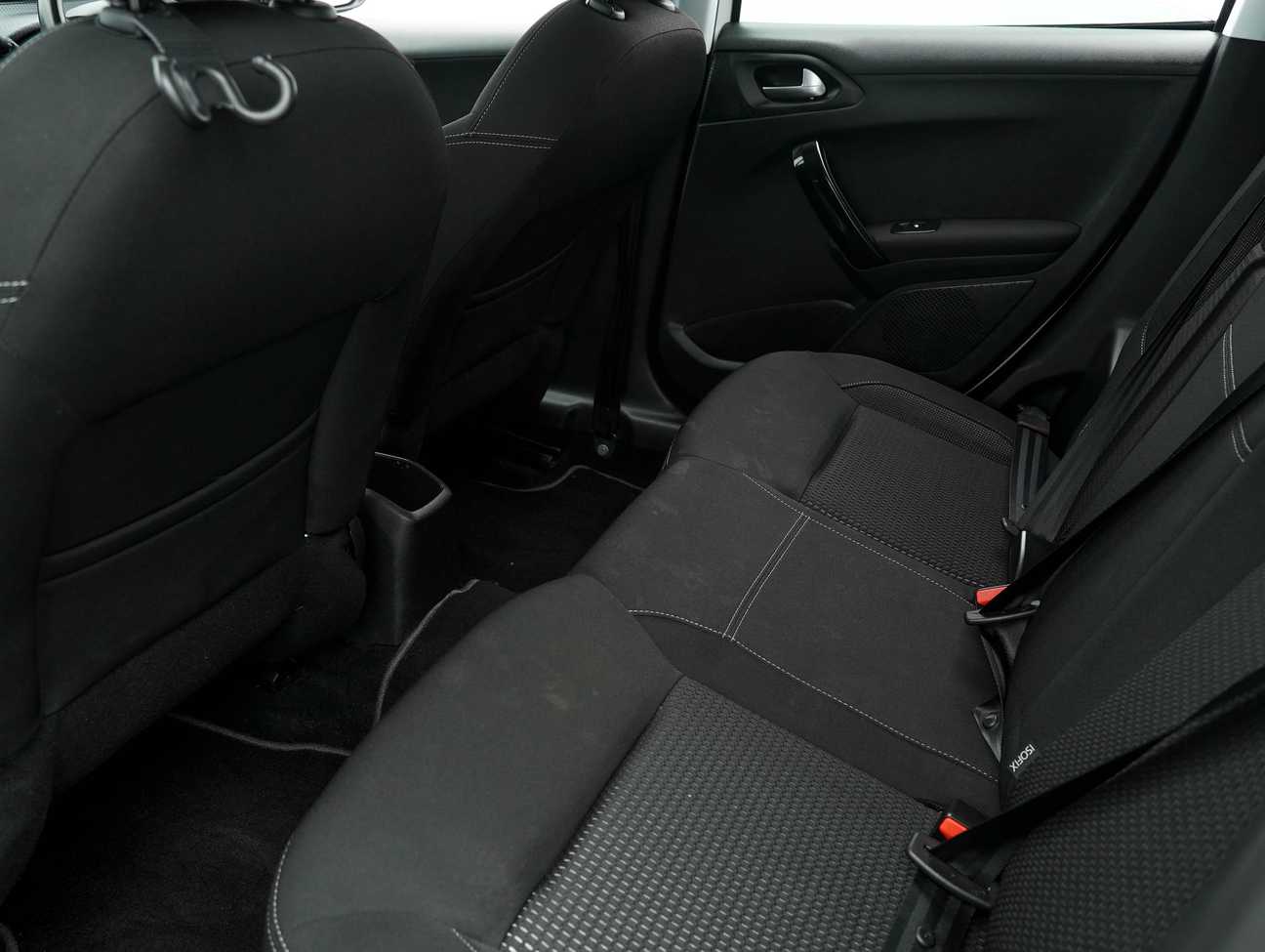 terpakai 2019 Peugeot 208 FL PURETECH 1.2