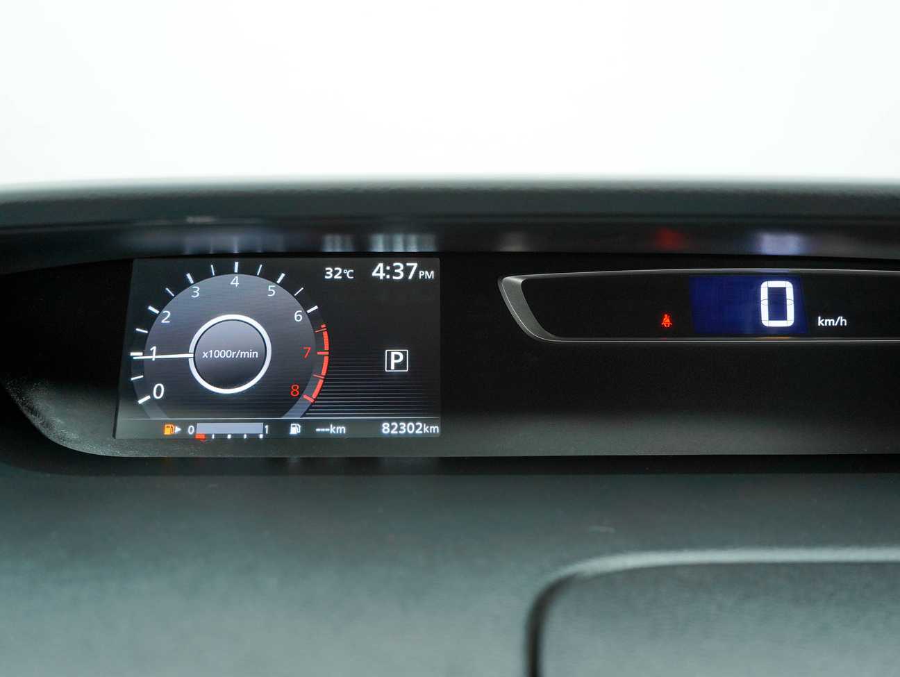 used 2018 Nissan SERENA S-HYBRID HIGH-WAY STAR 2.0