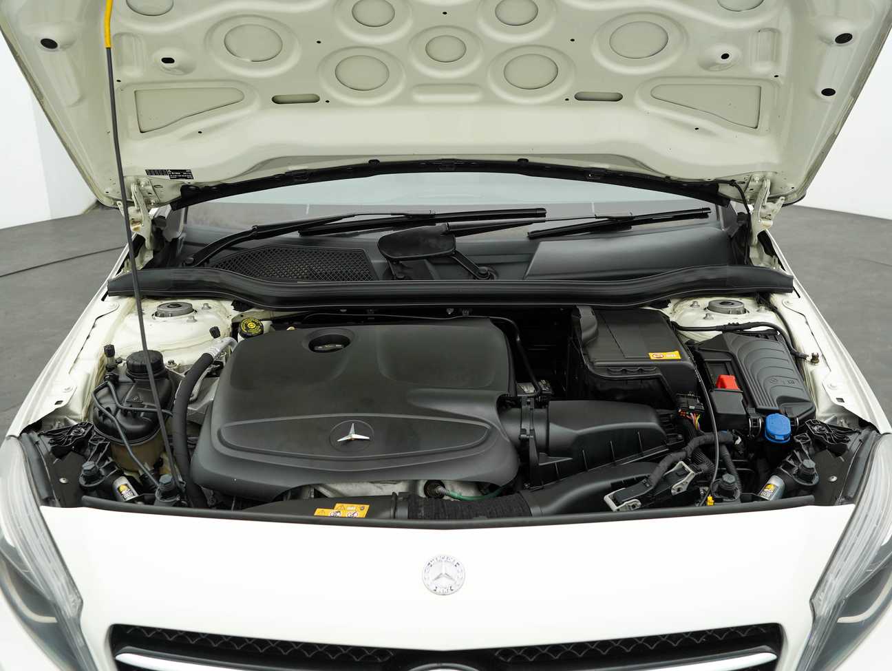 used 2015 Mercedes-Benz A200  1.6