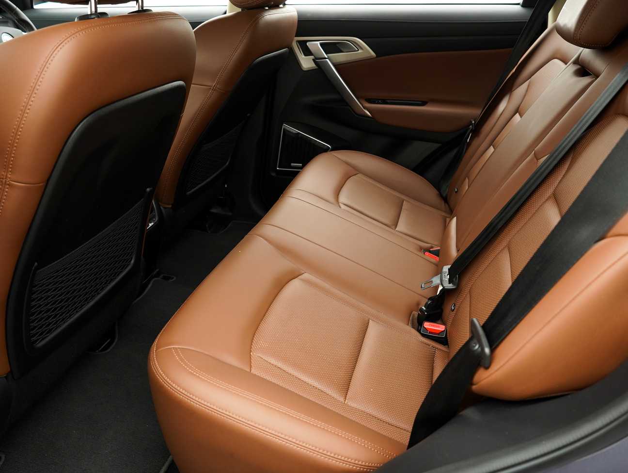 used 2021 Proton X70 Premium 1.8