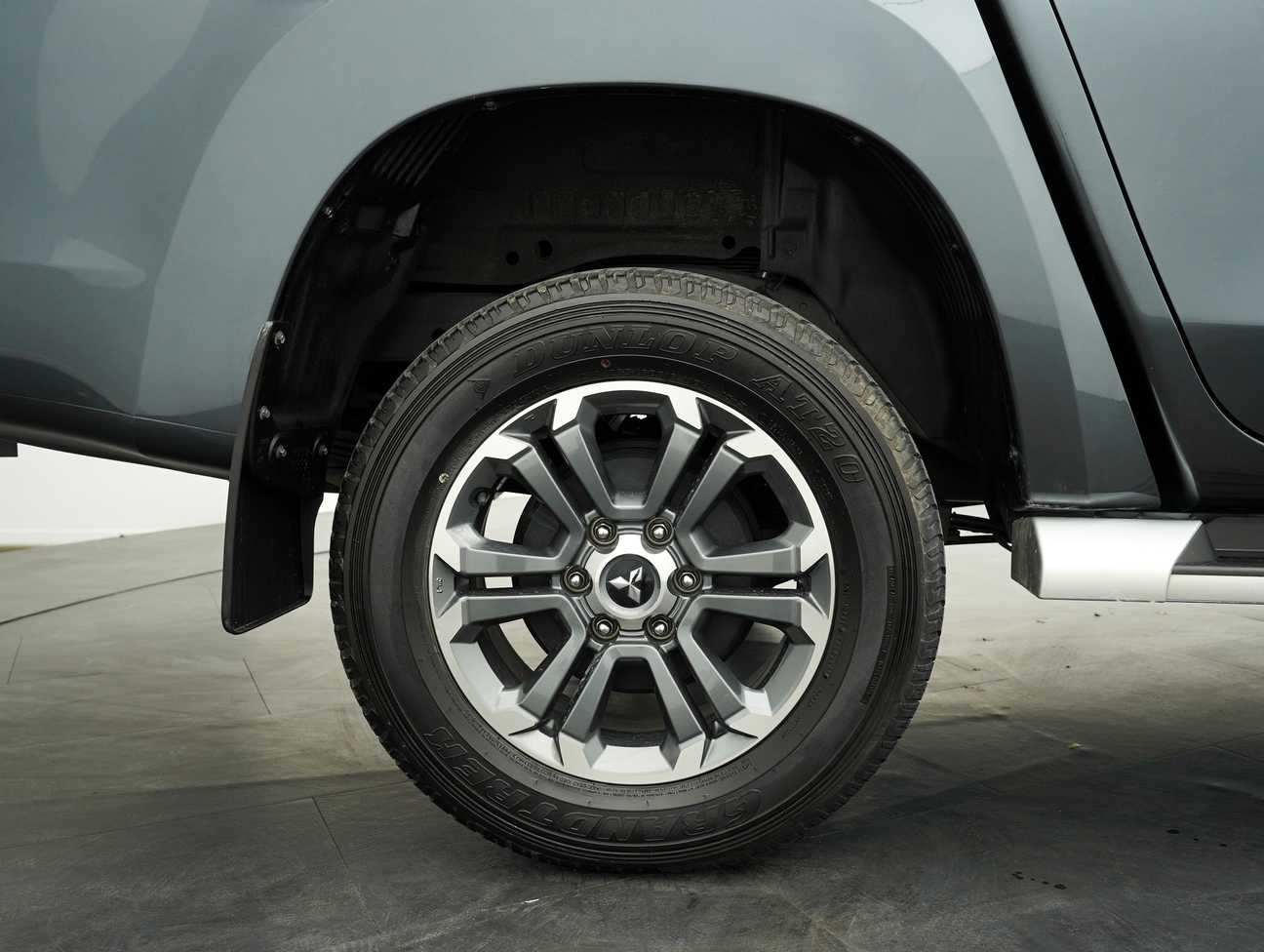 used 2021 Mitsubishi Triton VGT Premium Updated Spec Dual Cab 4X4 2.4