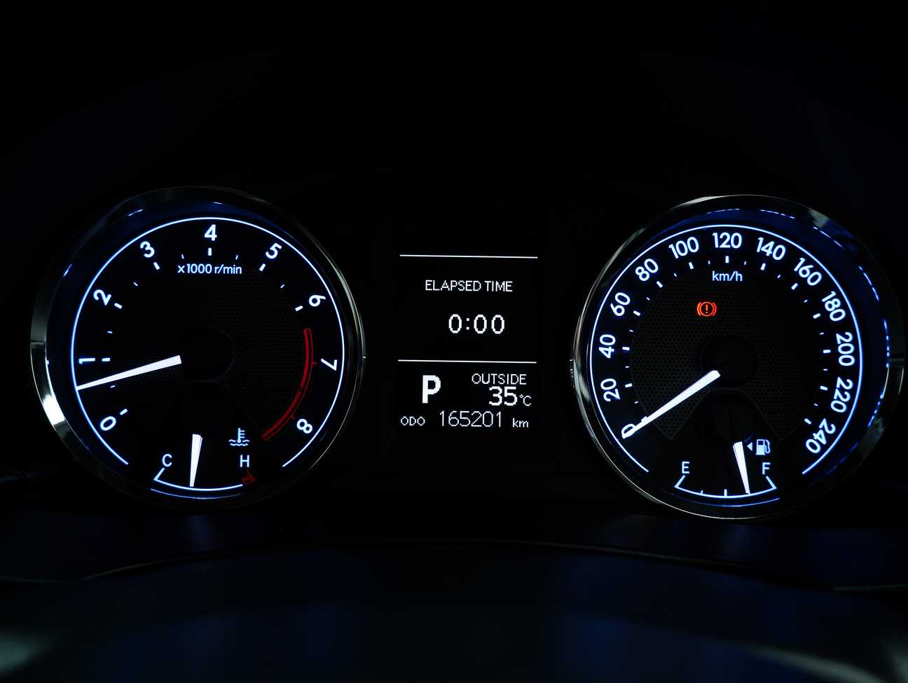 used 2014 Toyota Corolla Altis V 2.0