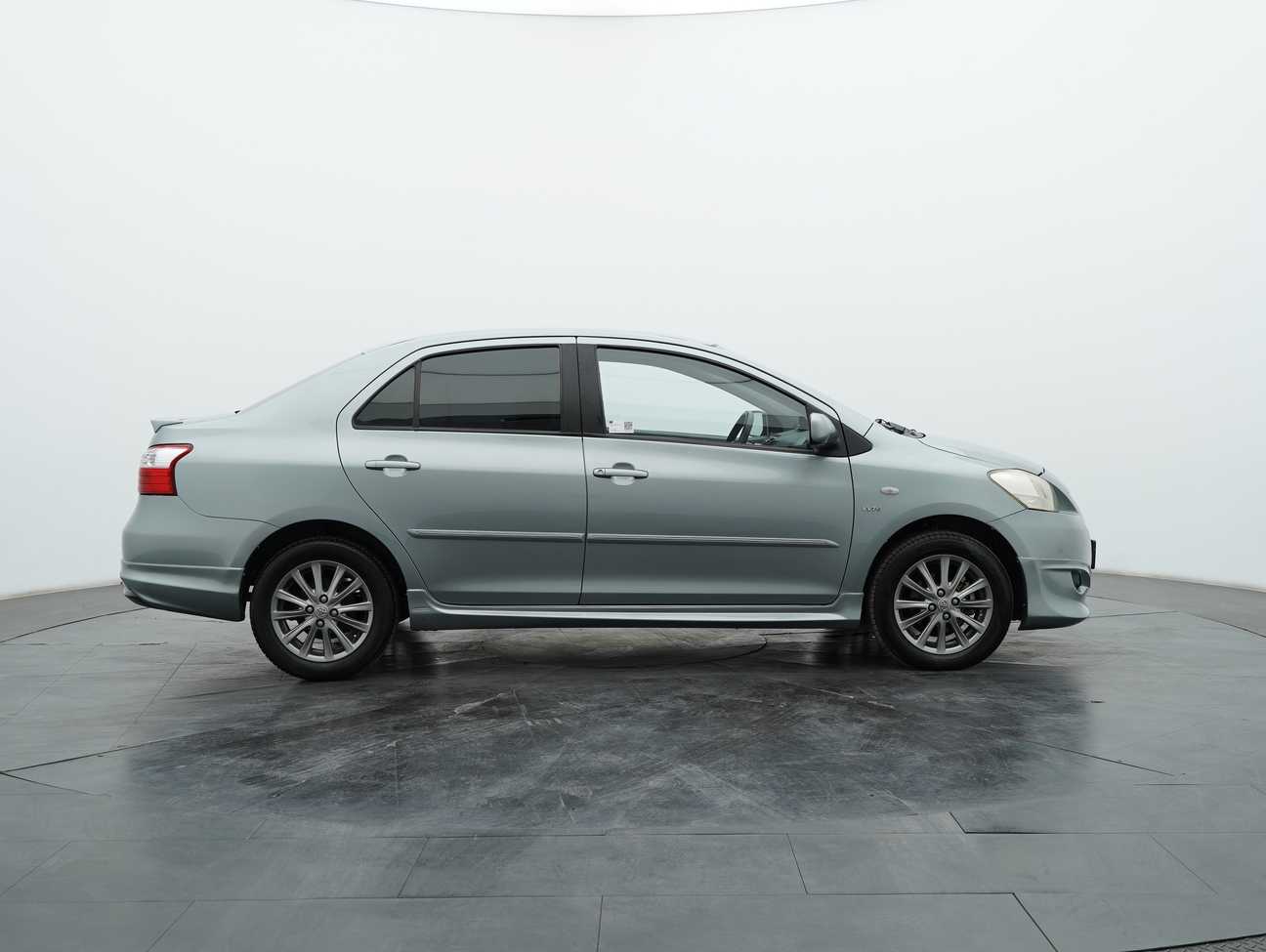 terpakai 2012 Toyota Vios J 1.5