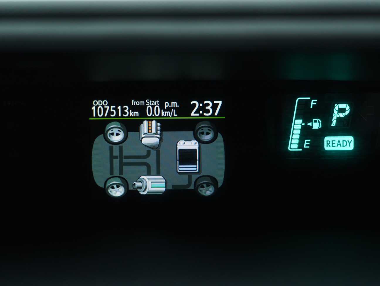 terpakai 2012 Toyota Prius C Hybrid 1.5