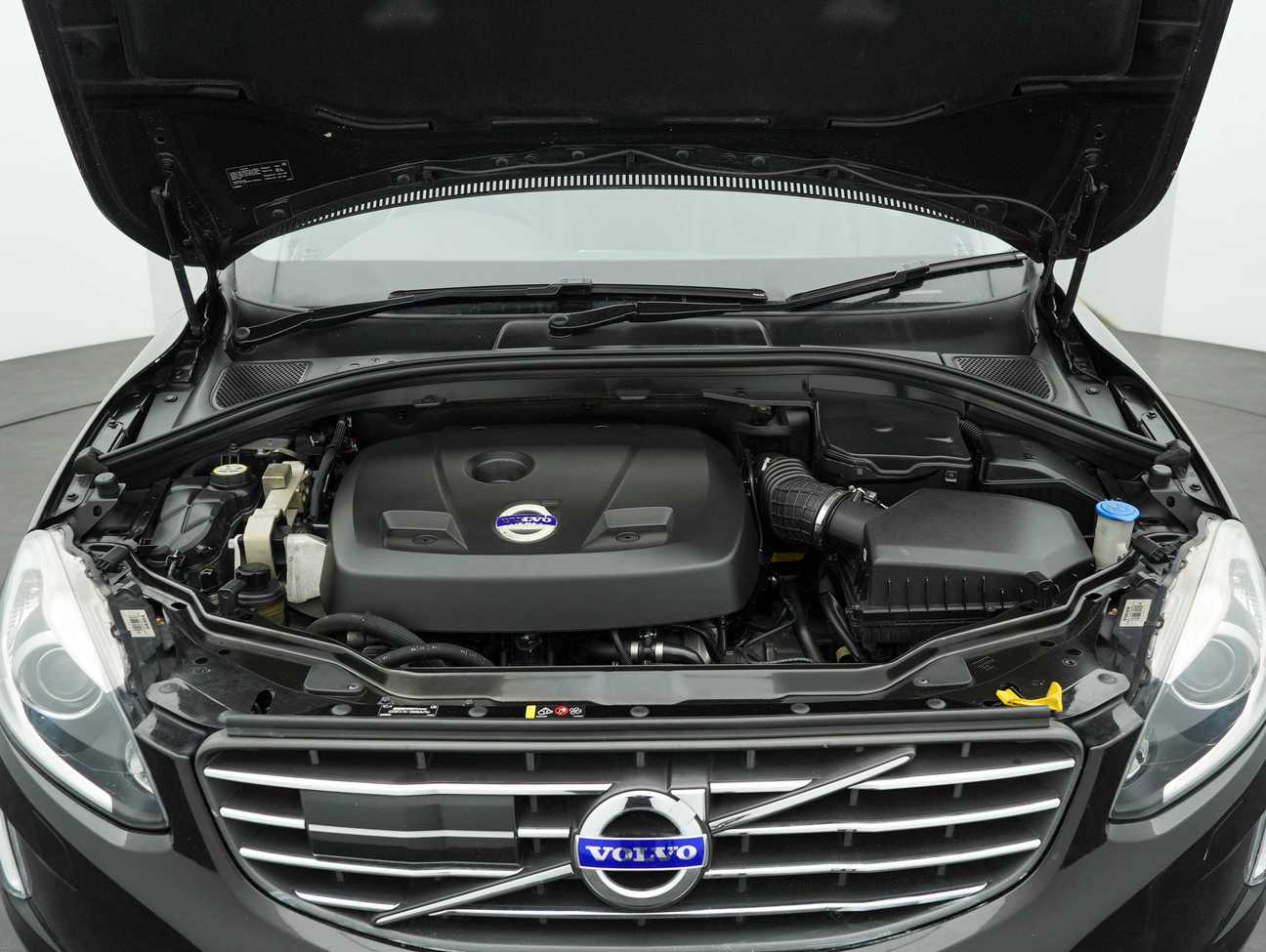 used 2015 Volvo XC60 T6 2.0