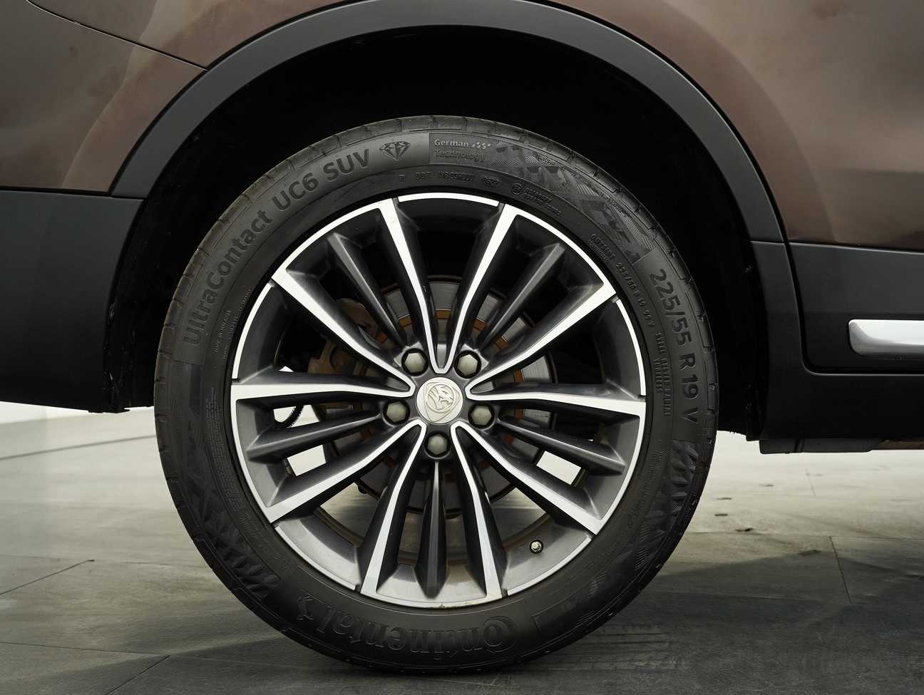 used 2019 Proton X70 Premium 1.8