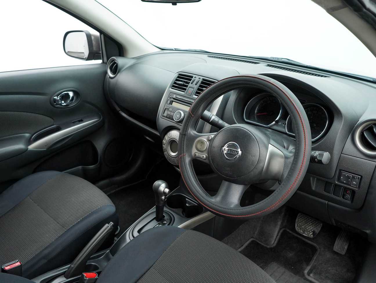 terpakai 2014 Nissan Almera VL 1.5
