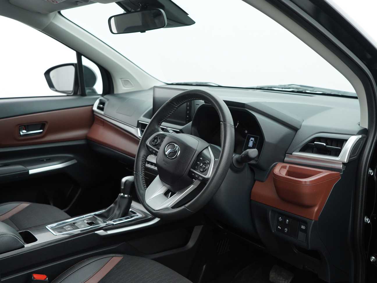 used 2023 Perodua Alza AV 1.5