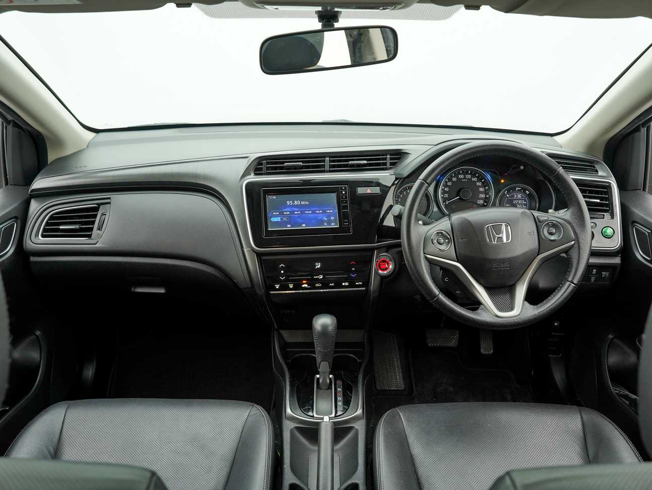 used 2017 Honda City V 1.5