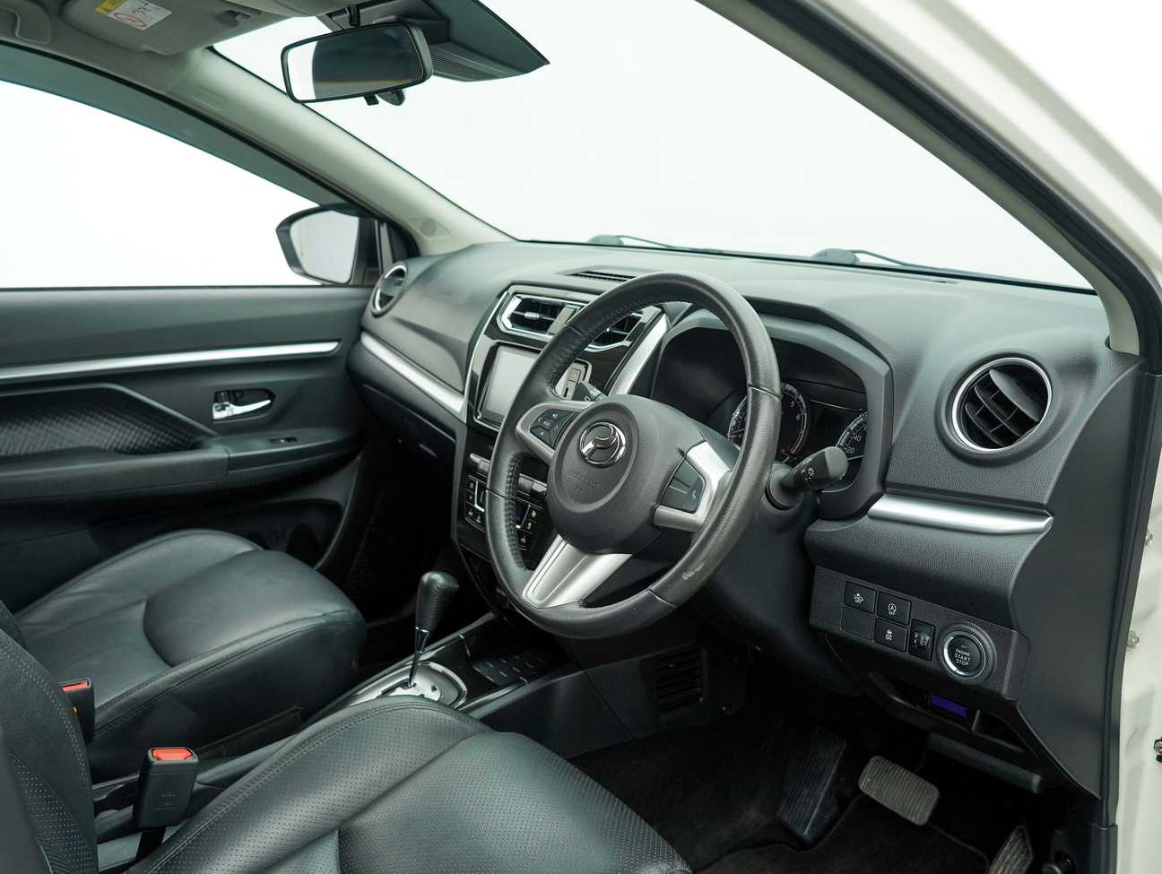 terpakai 2020 Perodua Aruz AV 1.5