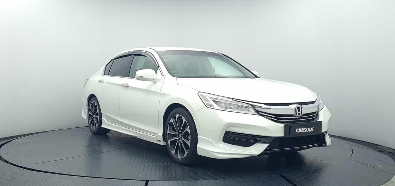 terpakai 2016 Honda ACCORD I-VTEC 2.4