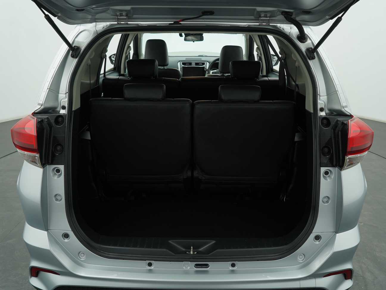 used 2020 Perodua Aruz AV 1.5