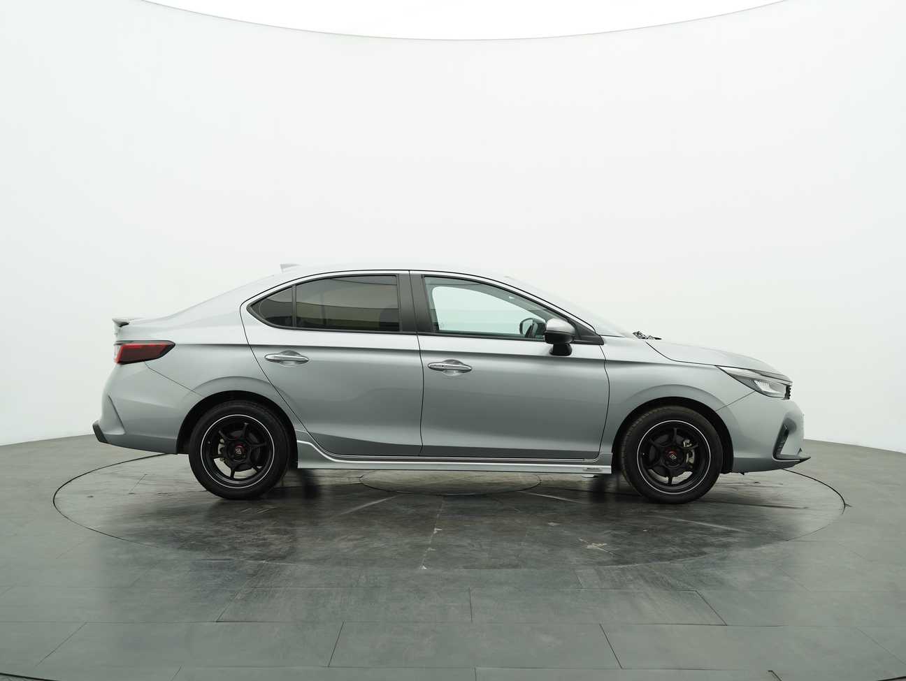 used 2023 Honda City V 1.5