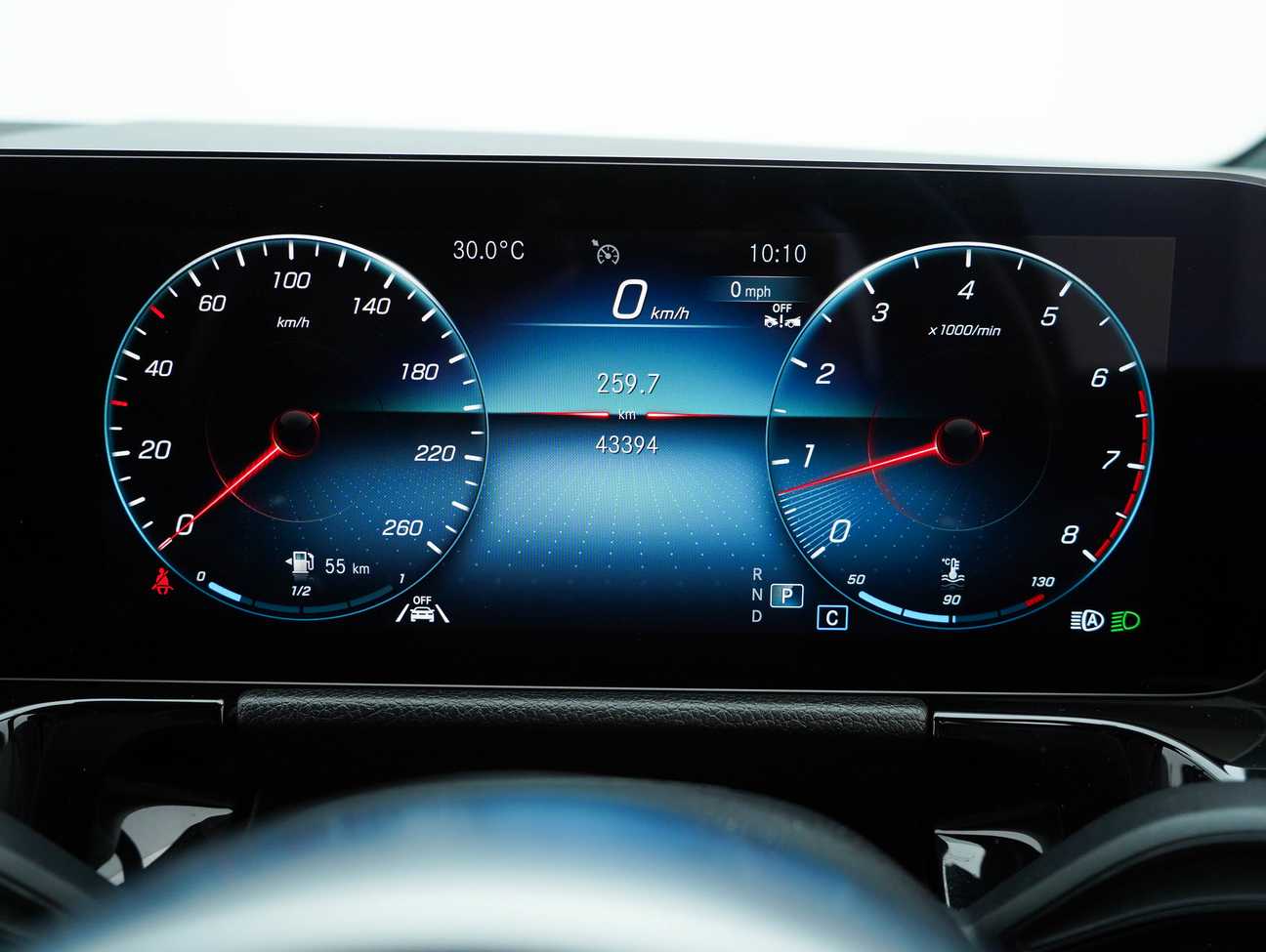 terpakai 2023 Mercedes-Benz GLA250 AMG Line 2.0