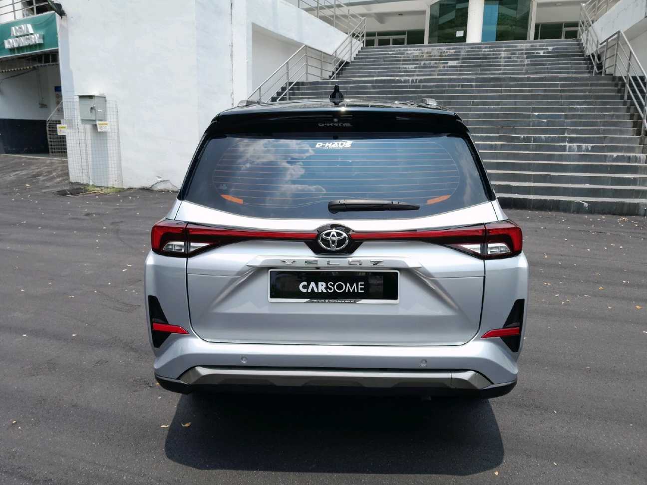 used 2023 Toyota Veloz  1.5