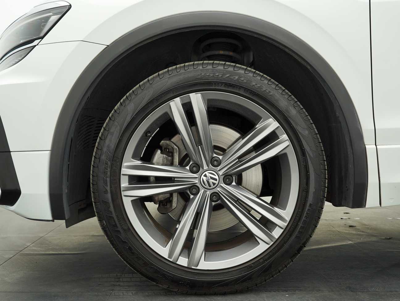 used 2021 Volkswagen Tiguan Allspace R-Line 4MOTION 2.0