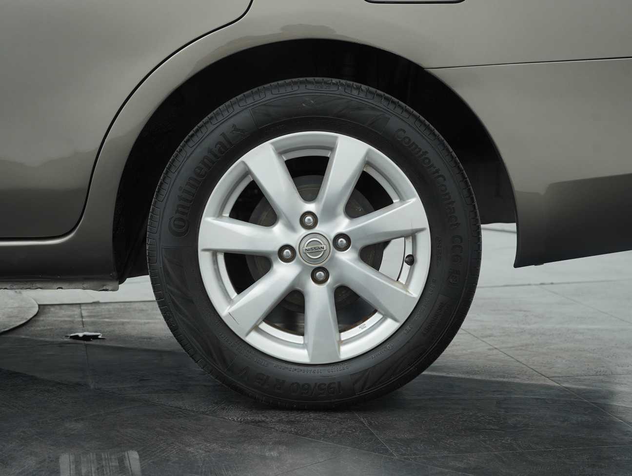 terpakai 2013 Nissan Almera V 1.5