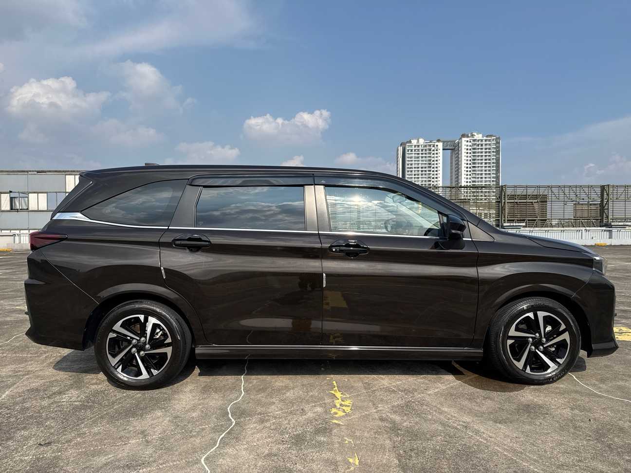 used 2023 Perodua Alza AV 1.5