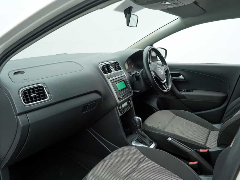 terpakai 2015 Volkswagen Polo  1.6