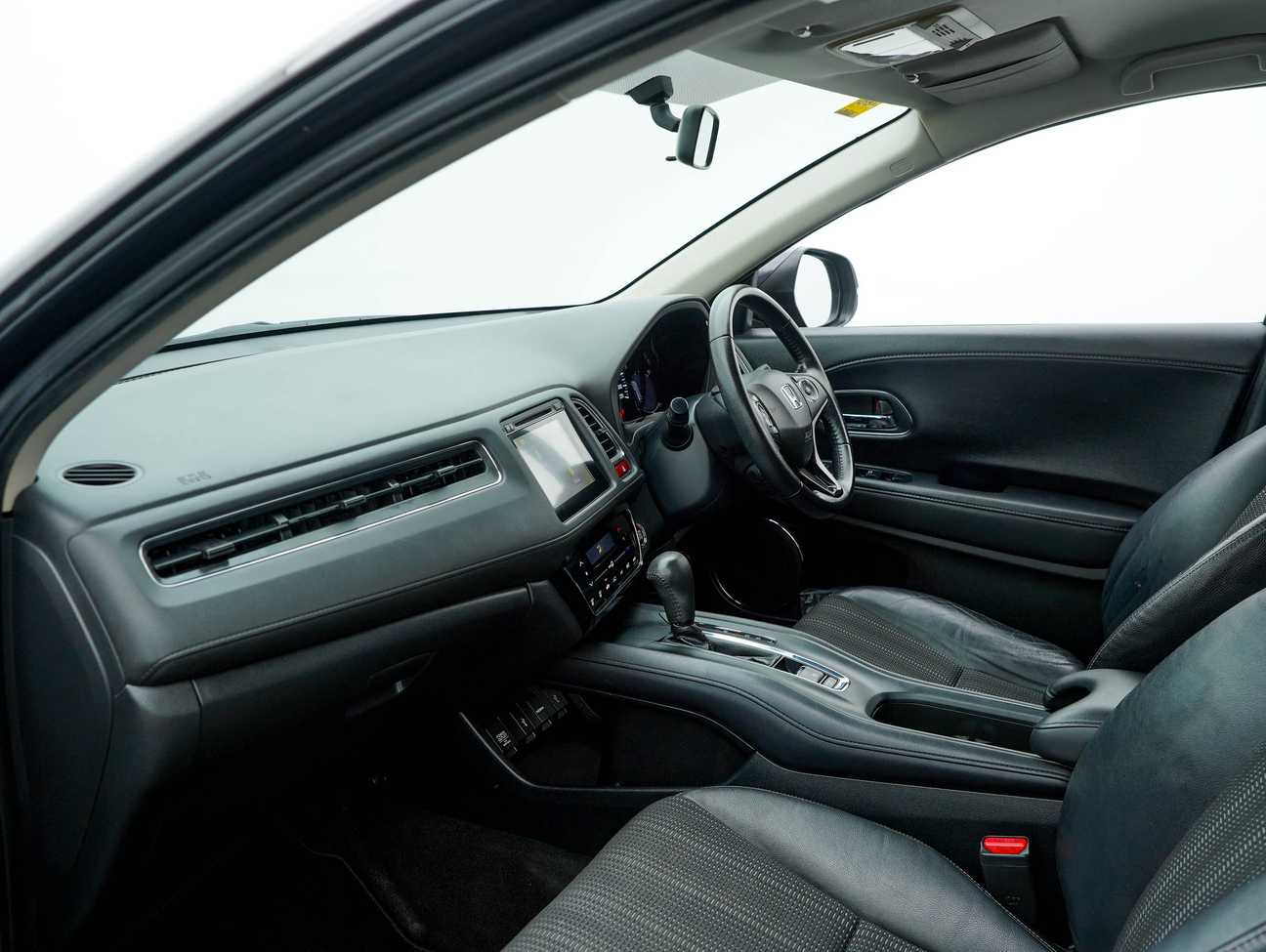 terpakai 2016 Honda HR-V i-VTEC V 1.8