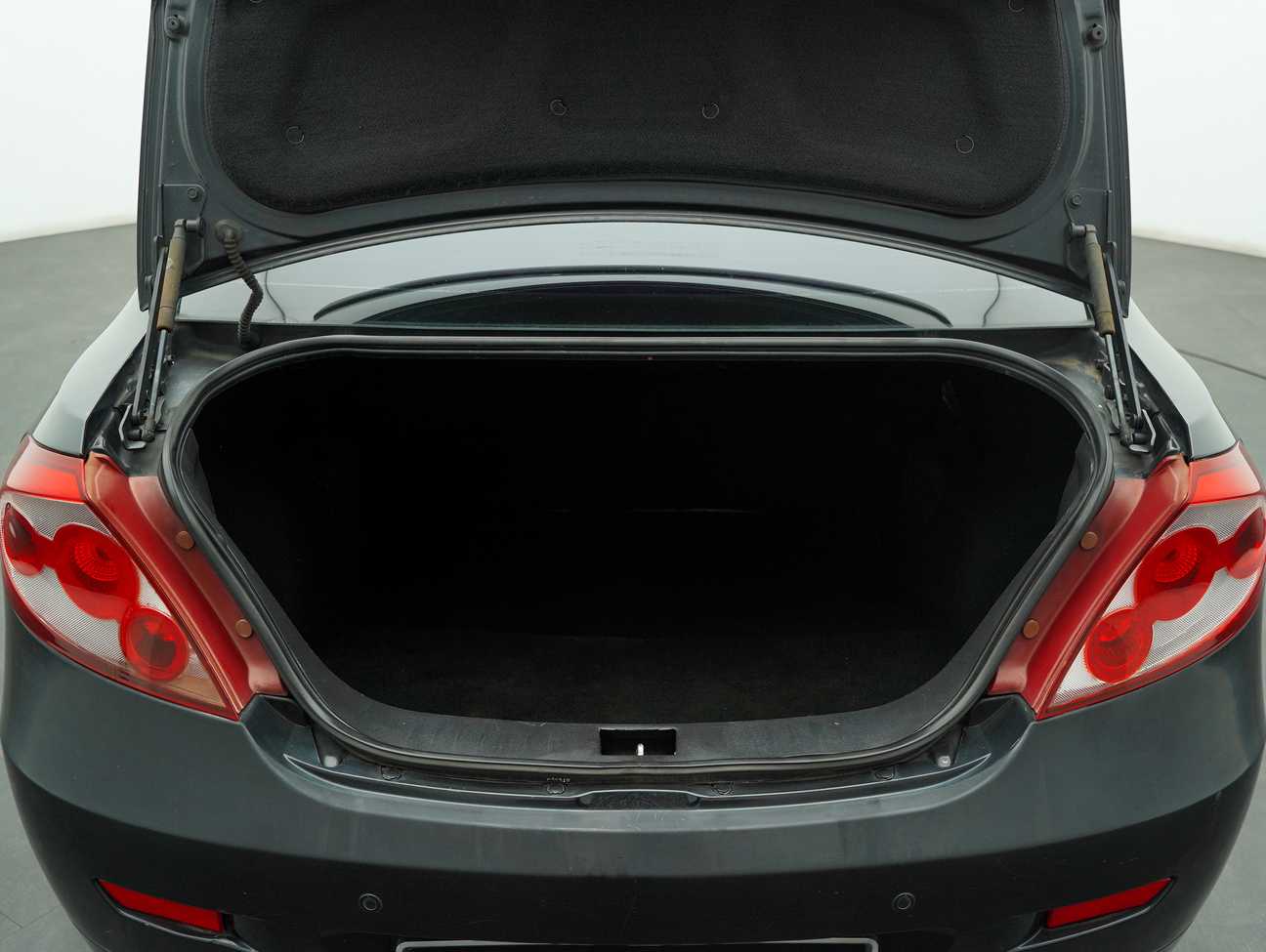 used 2010 Proton Persona Elegance Medium Line 1.6