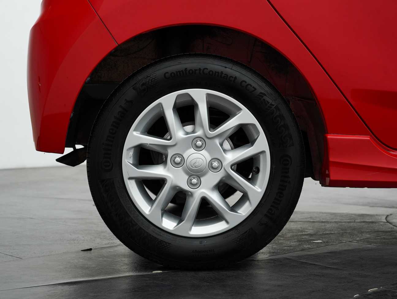 terpakai 2016 Perodua AXIA Advance 1.0