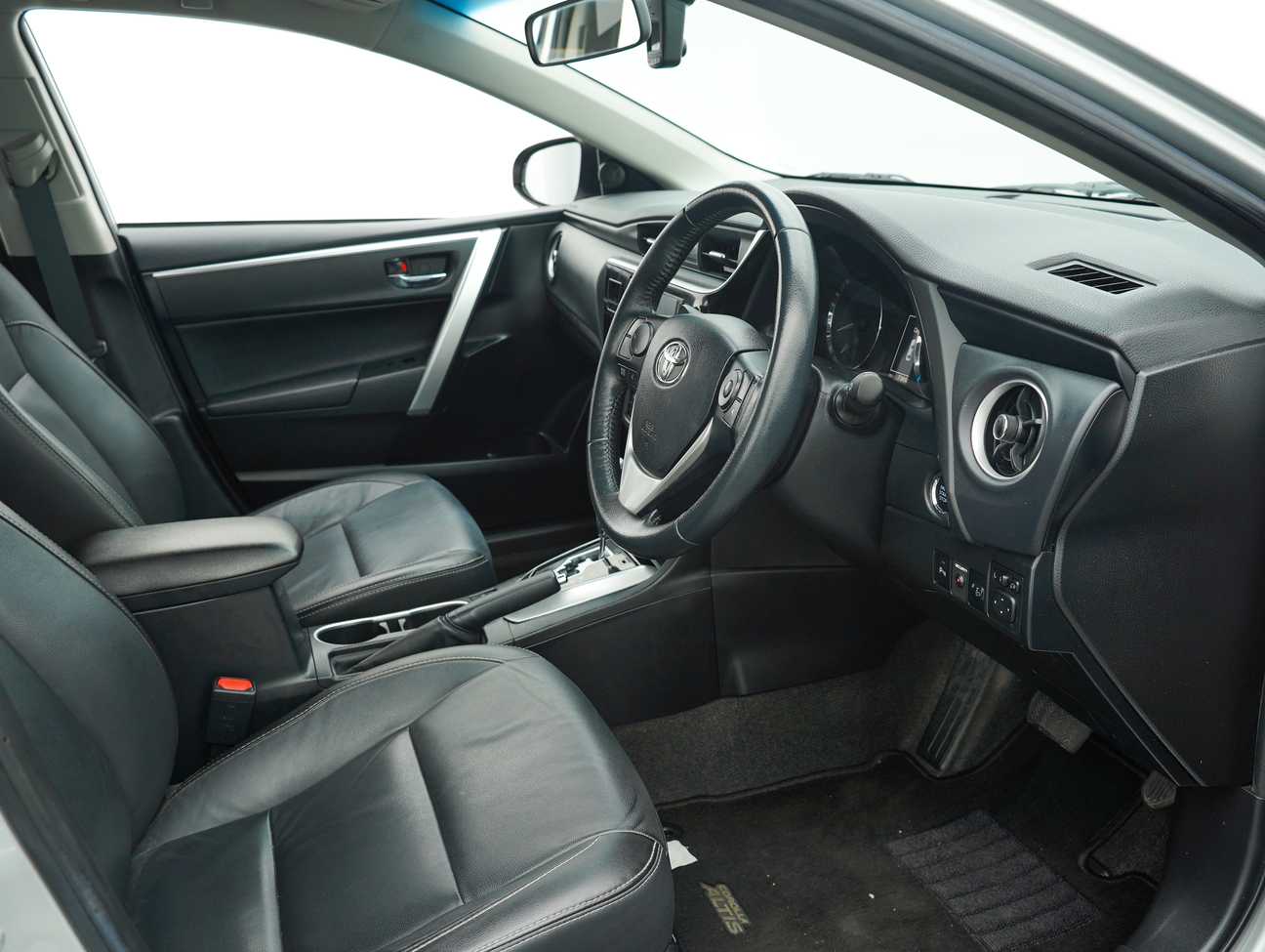 terpakai 2018 Toyota Corolla Altis G 1.8