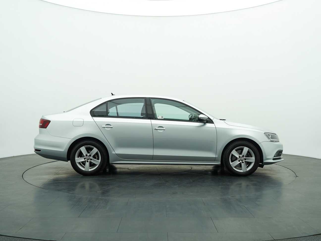 terpakai 2016 Volkswagen Jetta TSI 1.4