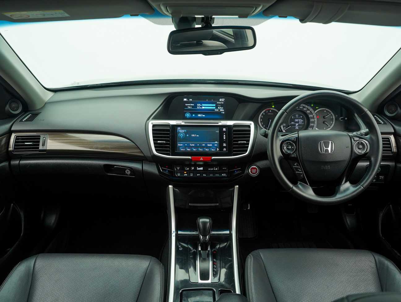 terpakai 2018 Honda Accord VTi-L 2.0