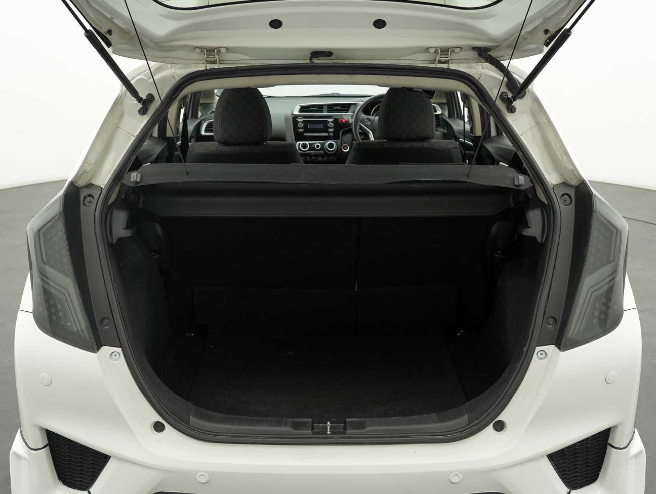 used 2015 Honda Jazz E 1.5