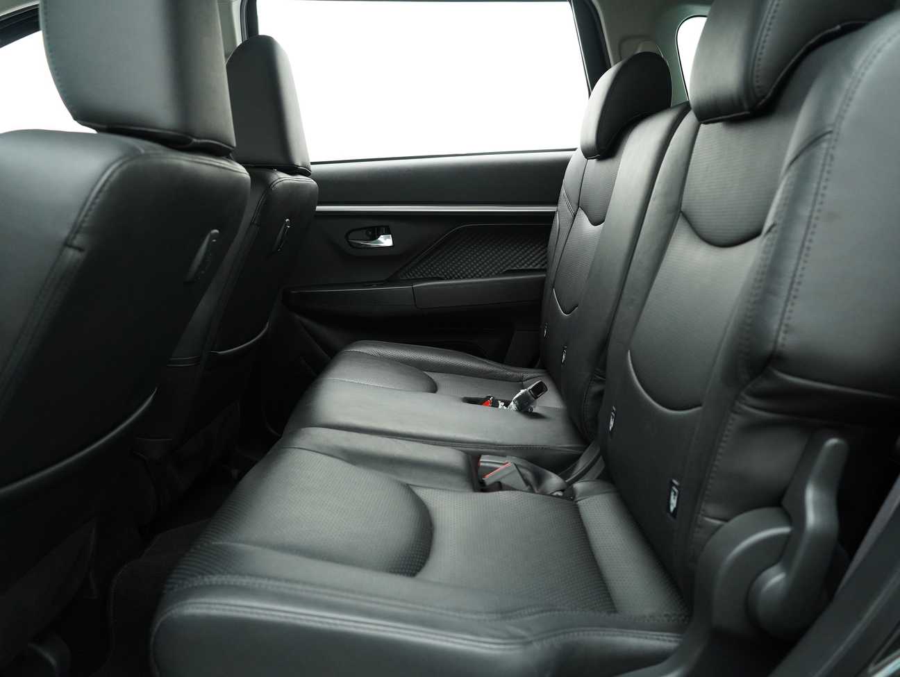 used 2020 Perodua Aruz AV 1.5