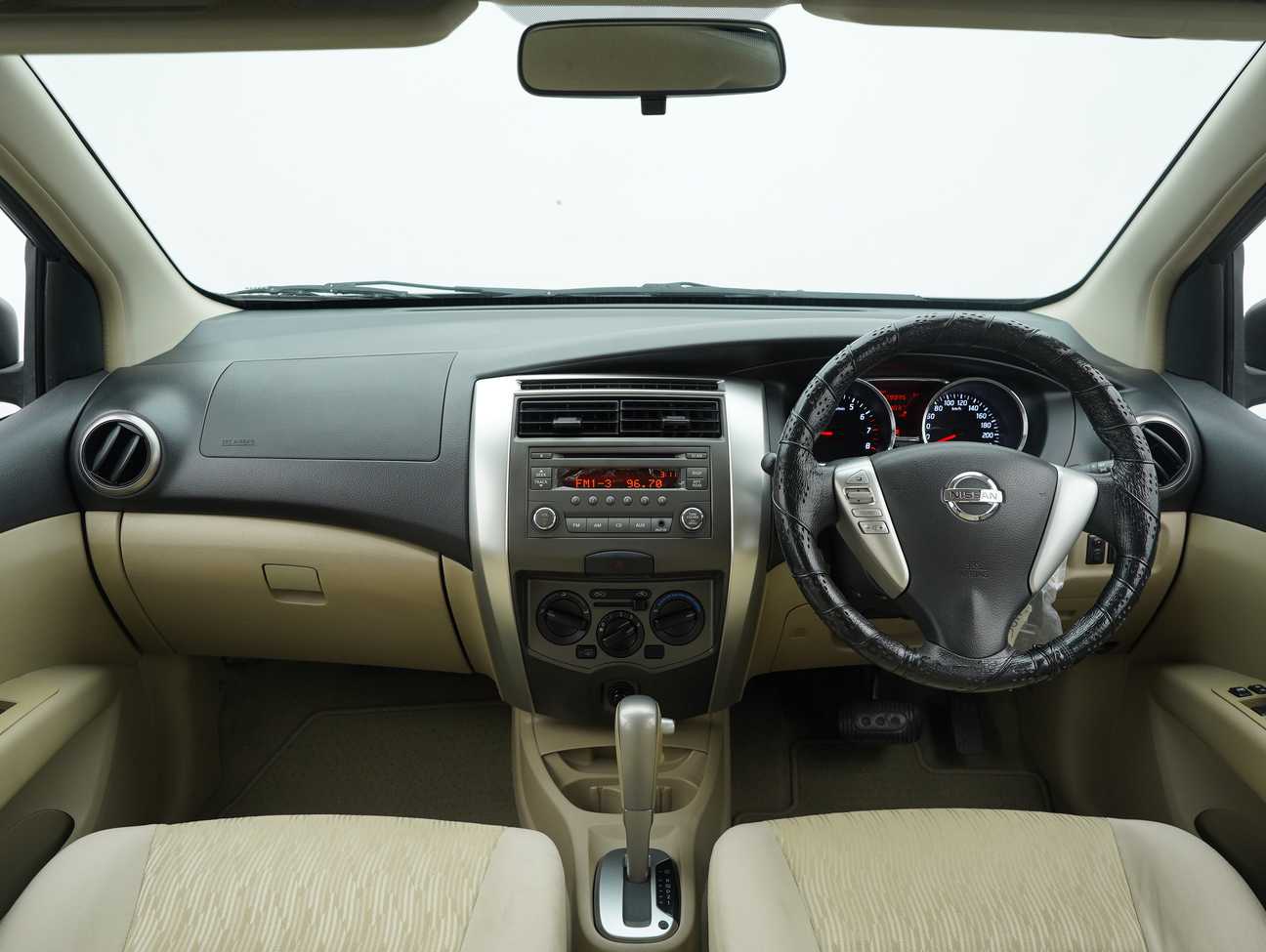 used 2016 Nissan Grand Livina Comfort 1.6