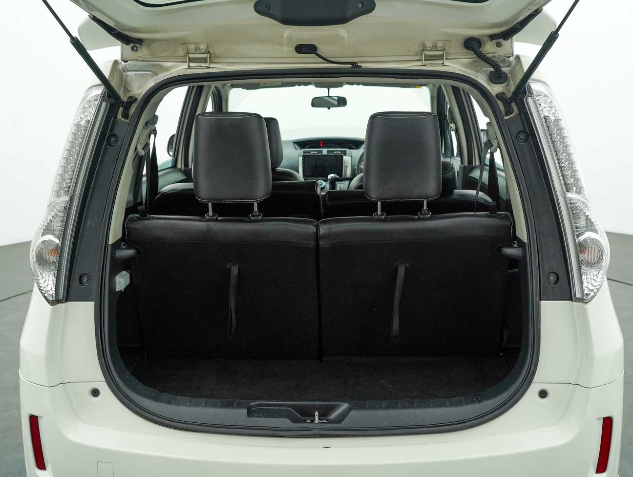 used 2014 Perodua Alza Advance 1.5