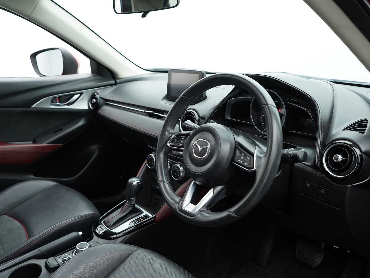 terpakai 2017 Mazda CX-3 SKYACTIV-G GVC 2.0