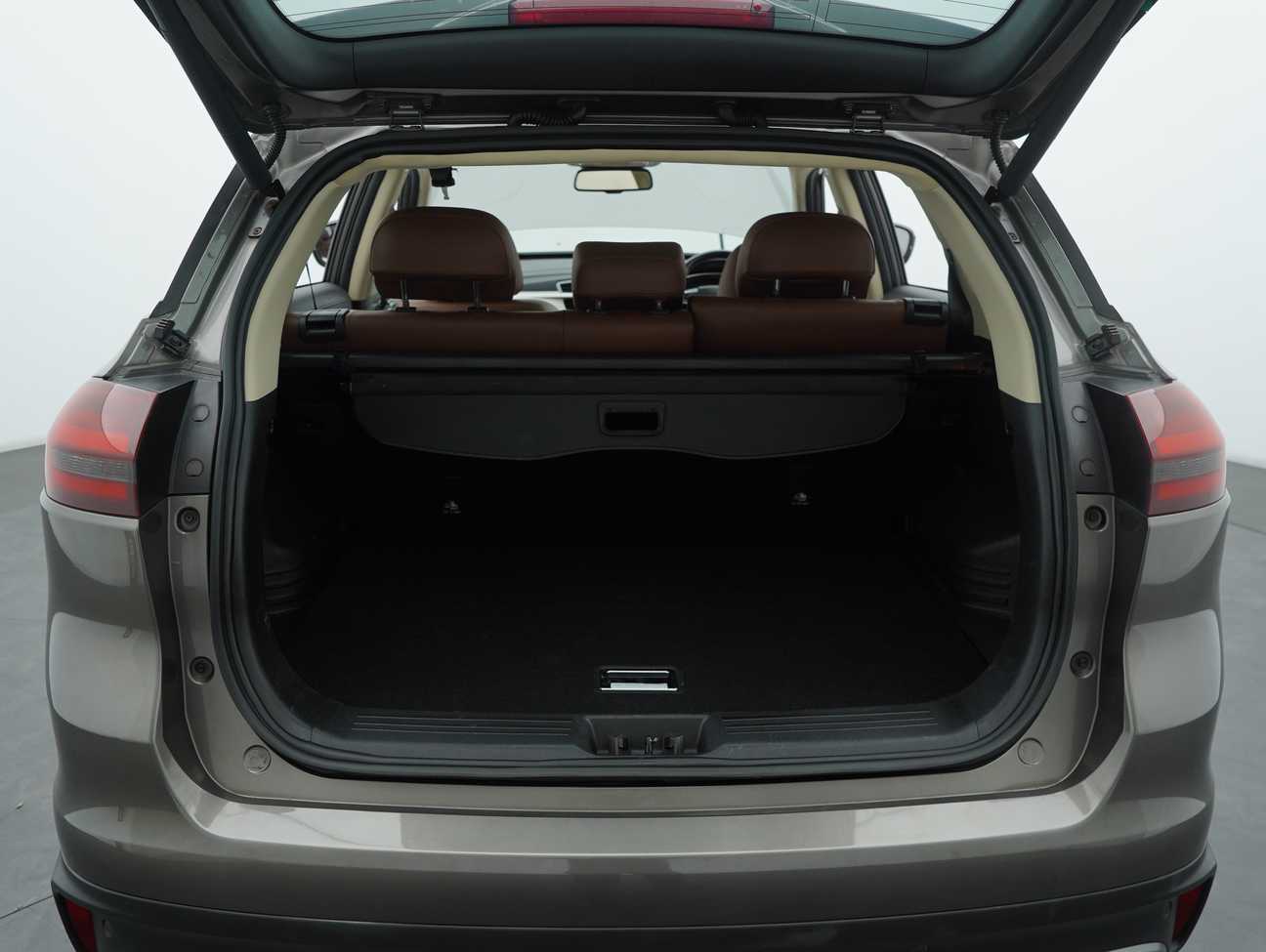 used 2019 Proton X70 Premium 1.8