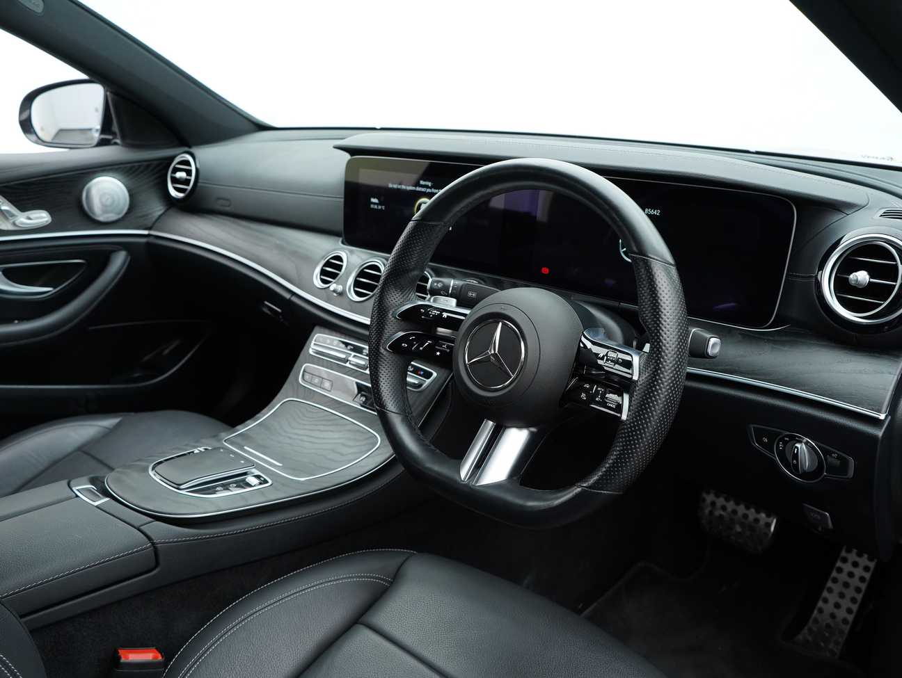 used 2021 Mercedes-Benz E300 AMG Line 2.0