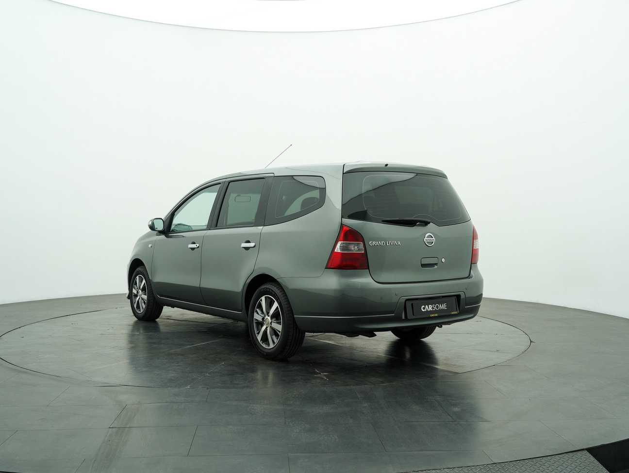 used 2013 Nissan Grand Livina Autech 1.8