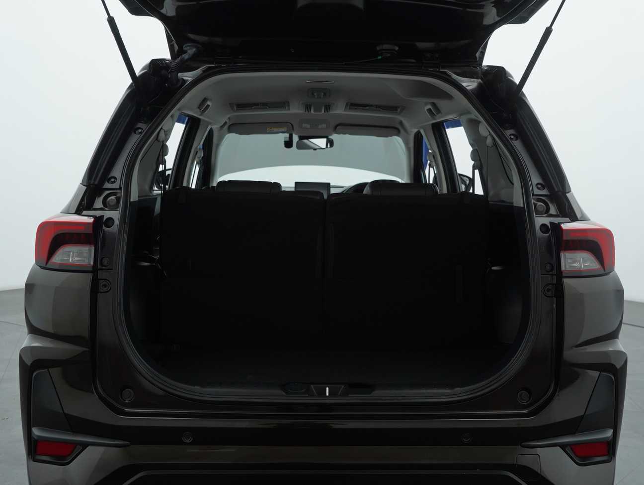 used 2023 Perodua Alza AV 1.5