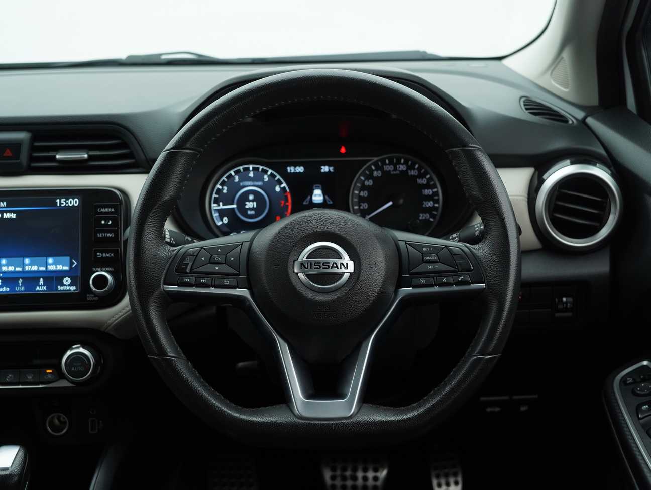 used 2022 Nissan Almera VLT 1.0