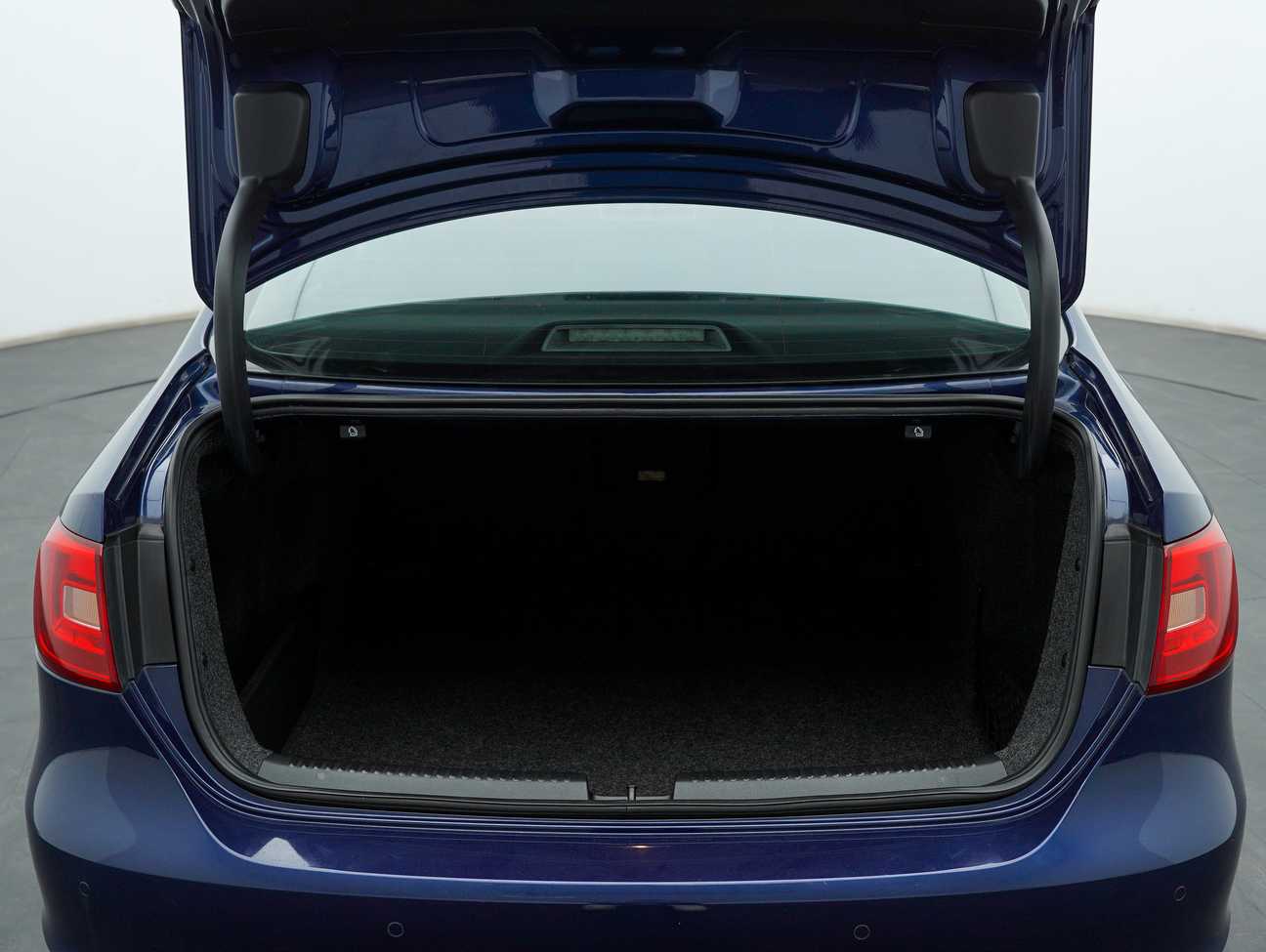 terpakai 2012 Volkswagen Jetta TSI 1.4