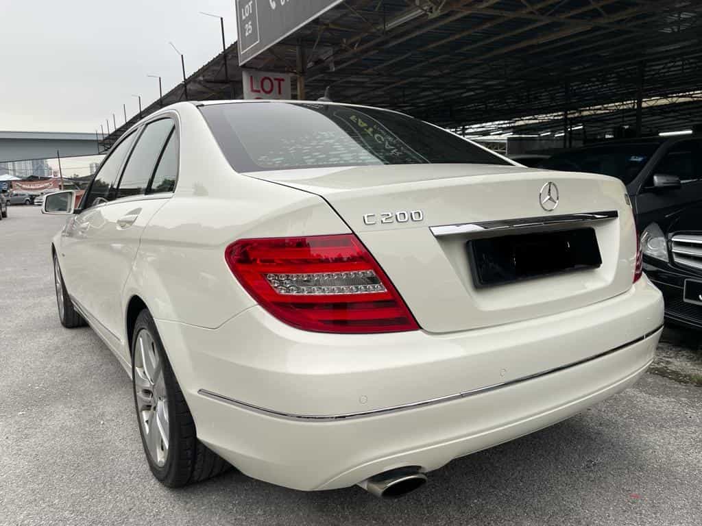 used 2012 Mercedes-Benz C 200 CGI 1.8
